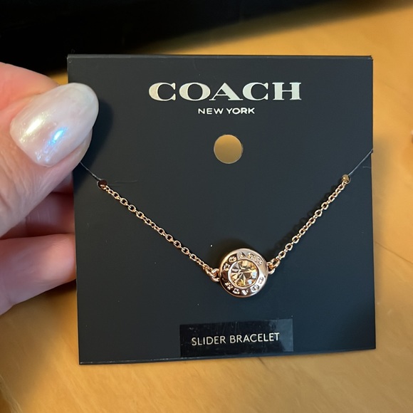 Coach Open Circle Rose Gold Slider Bracelet. - Picture 2 of 2
